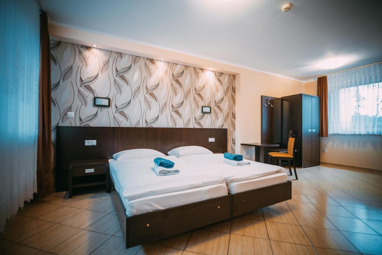 Wodnik Turawa Hotel Екстериор снимка
