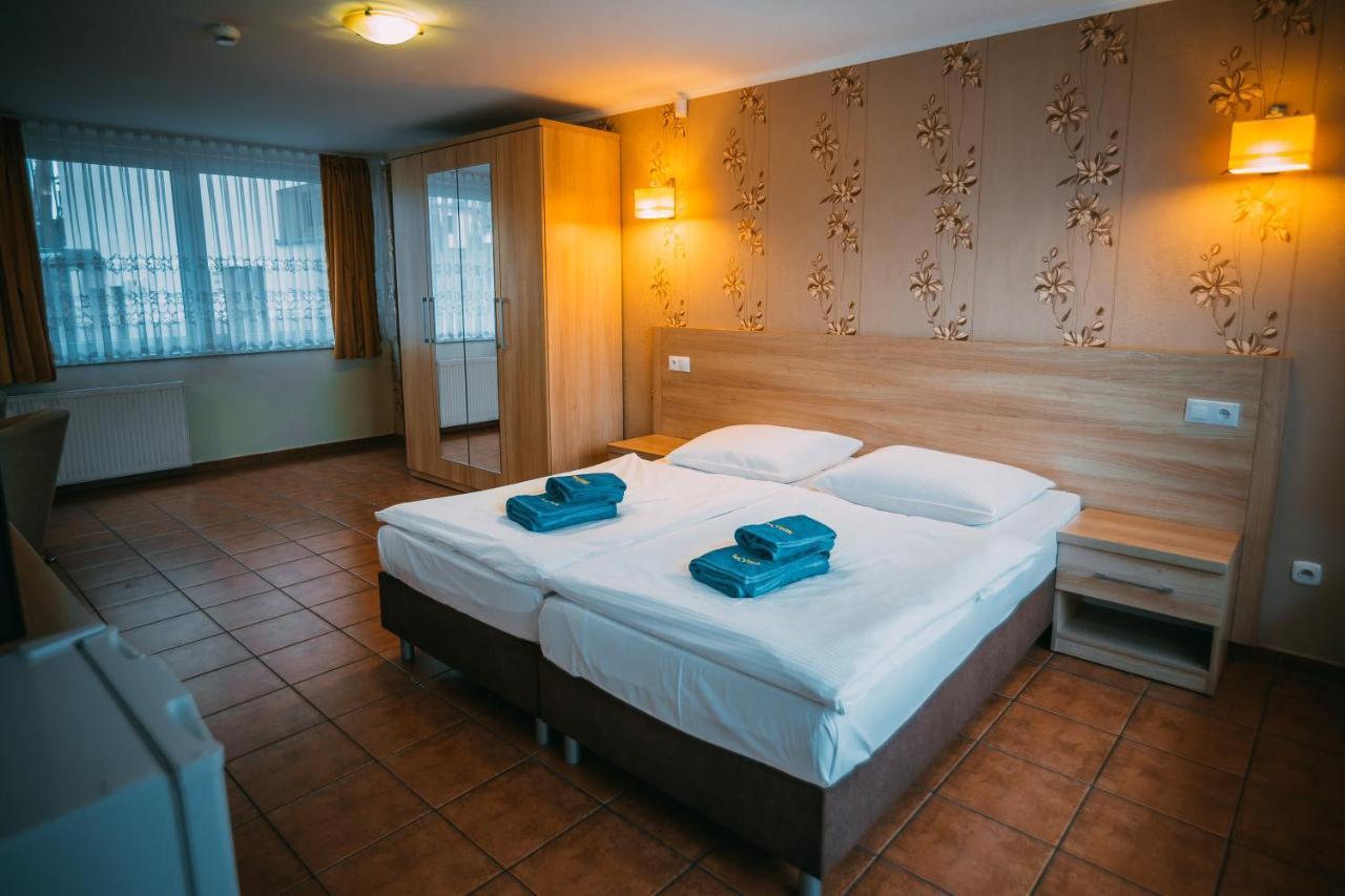 Wodnik Turawa Hotel Екстериор снимка